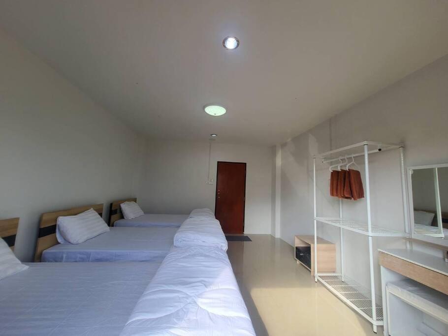 Khoksametchun Hostel Plus 2 หาดใหญ่ ภายนอก รูปภาพ